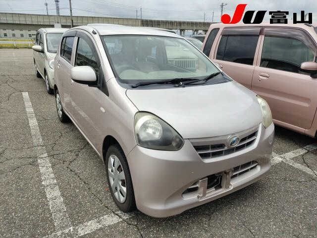 1605 Daihatsu Mira e s LA300S 2013 г. (JU Toyama)